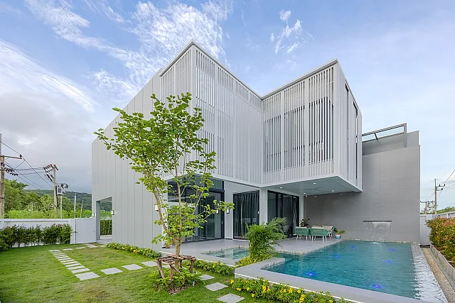 Larimar Villa