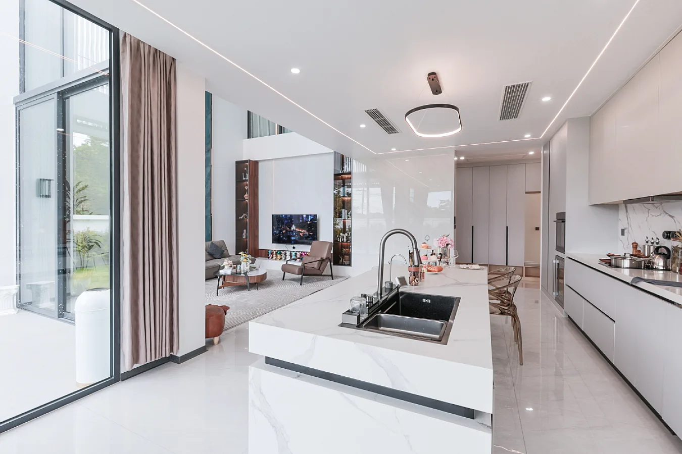 Larimar Villa