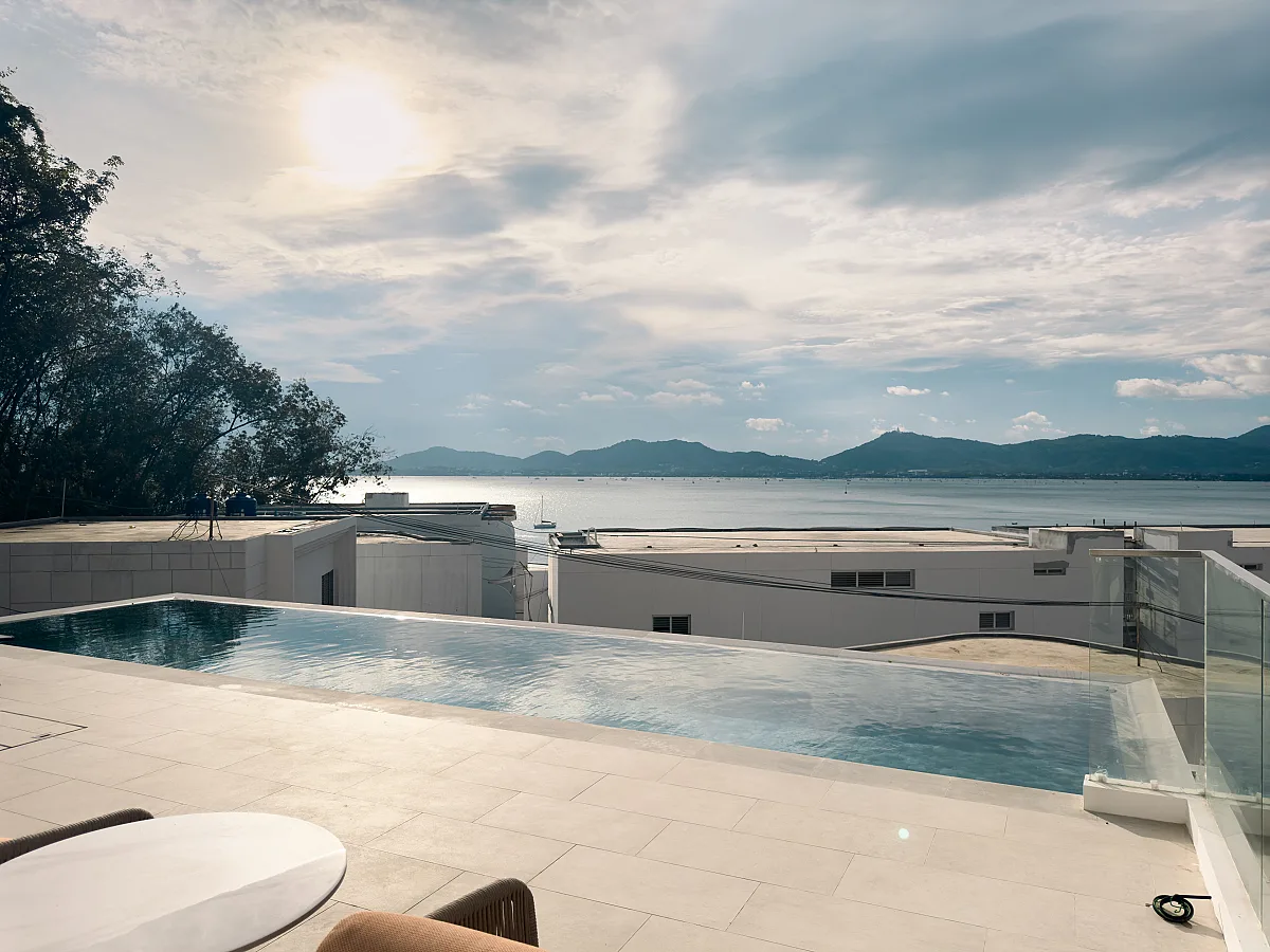 Veranda Villas & Suites