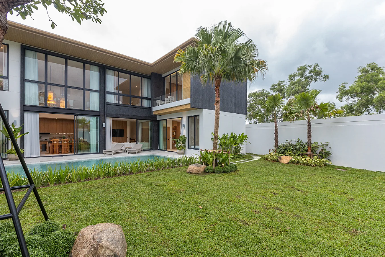 Mouana Grande Chalong Bay