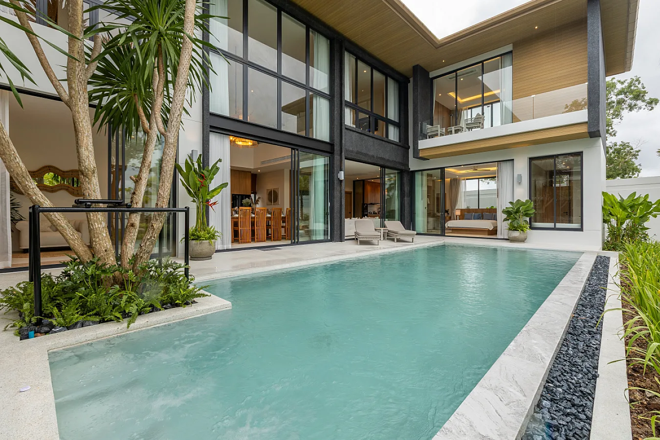 Mouana Grande Chalong Bay