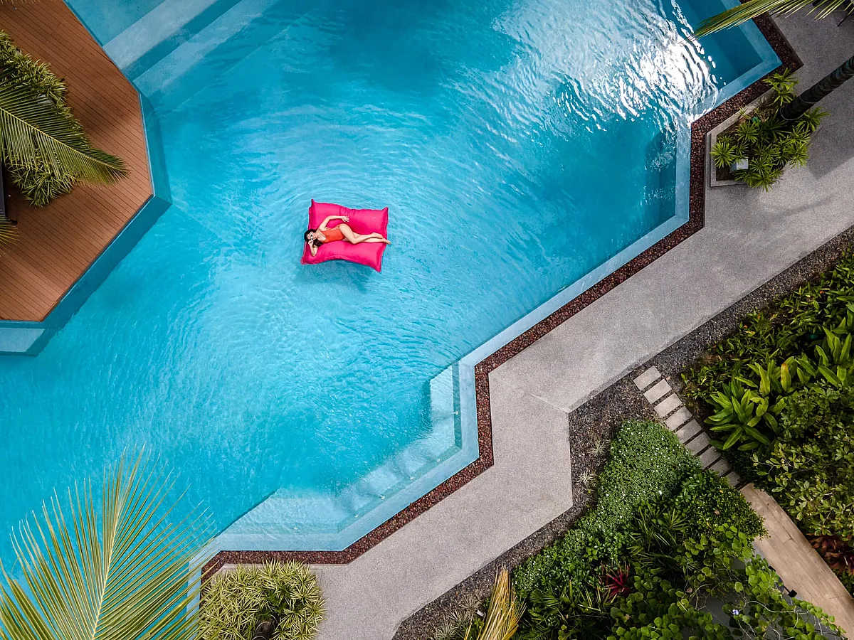 Diamond Condominium