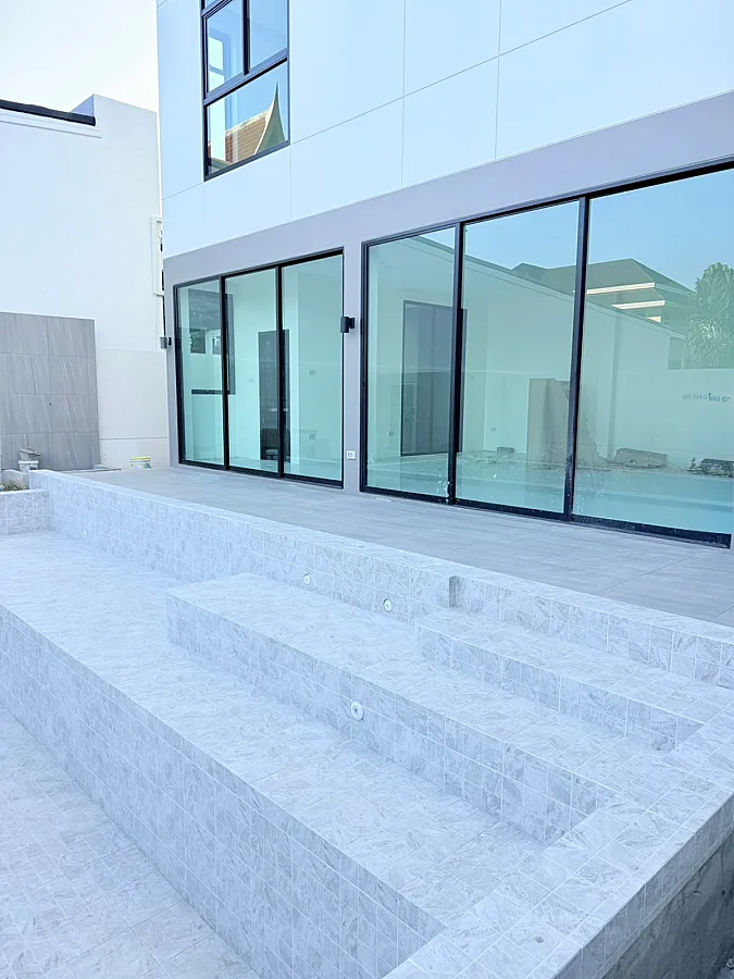 NAI Villas Urban